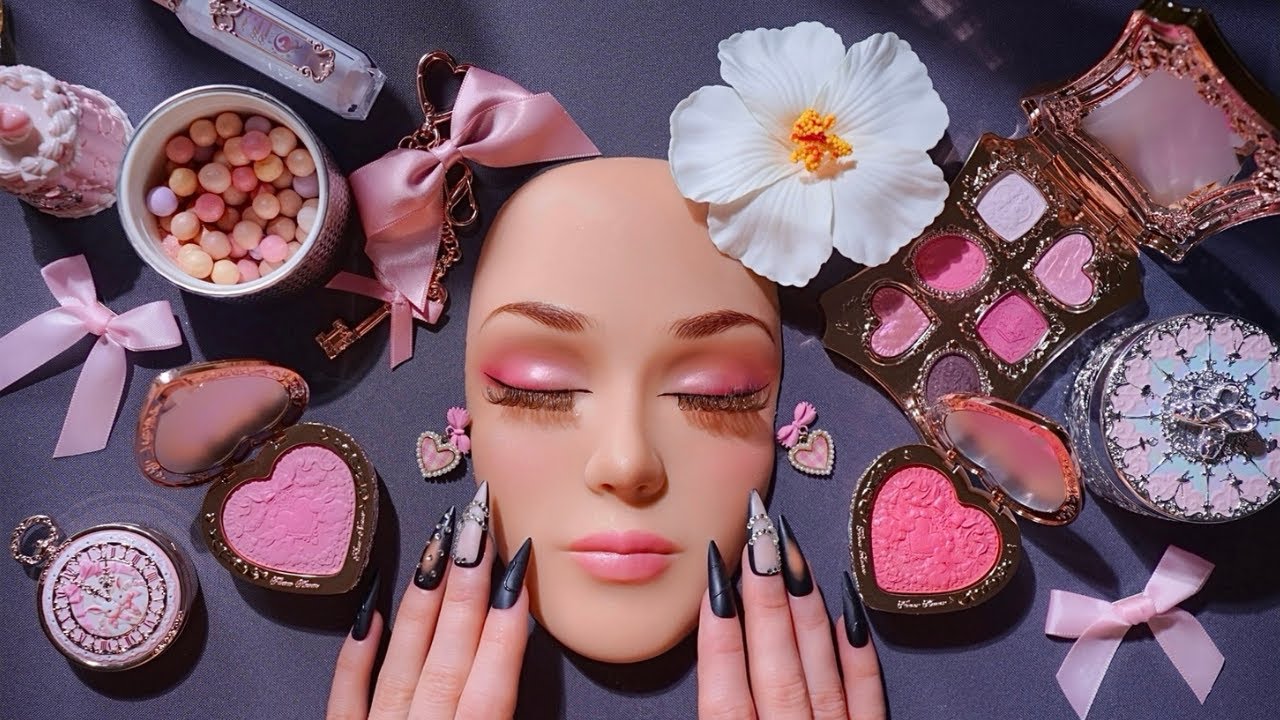 The Untamed (陈情令) Ciga Long Beauty Lipsticks Review - YouTube