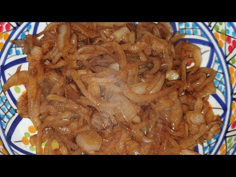 طريقة عمل البصل المكرمل  make caramelized onions
