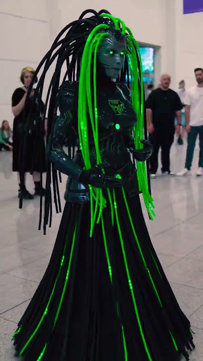 Shodan SystemShock Costume by @lightning_cosplay Cosplay Model by @walkiah.cosplay