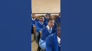 Mthwalo Wam Yandisinda, 'Ngaphesheya' (Siphamandla Jim) and Motherwell High School Learners ❤️💯🔥