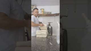 # sextouu massa de pastel fresca produção todos dias ..