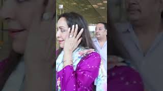 Hema Malini Spotted At Airport #shorts #viral #trending #youtubeshorts #hemamalini #youtube #ytshort