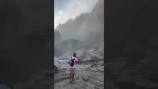 🔴 A magnitude 4.7 earthquake triggers landslides and ground cracks near Naples, #italy