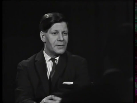 Günter Gaus im Gespräch mit Helmut Schmidt (1966) [ENG SUB] / Interview