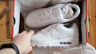 Распаковка и осмотр кроссовок Nike Air Max 90 LTR CZ5594-100.