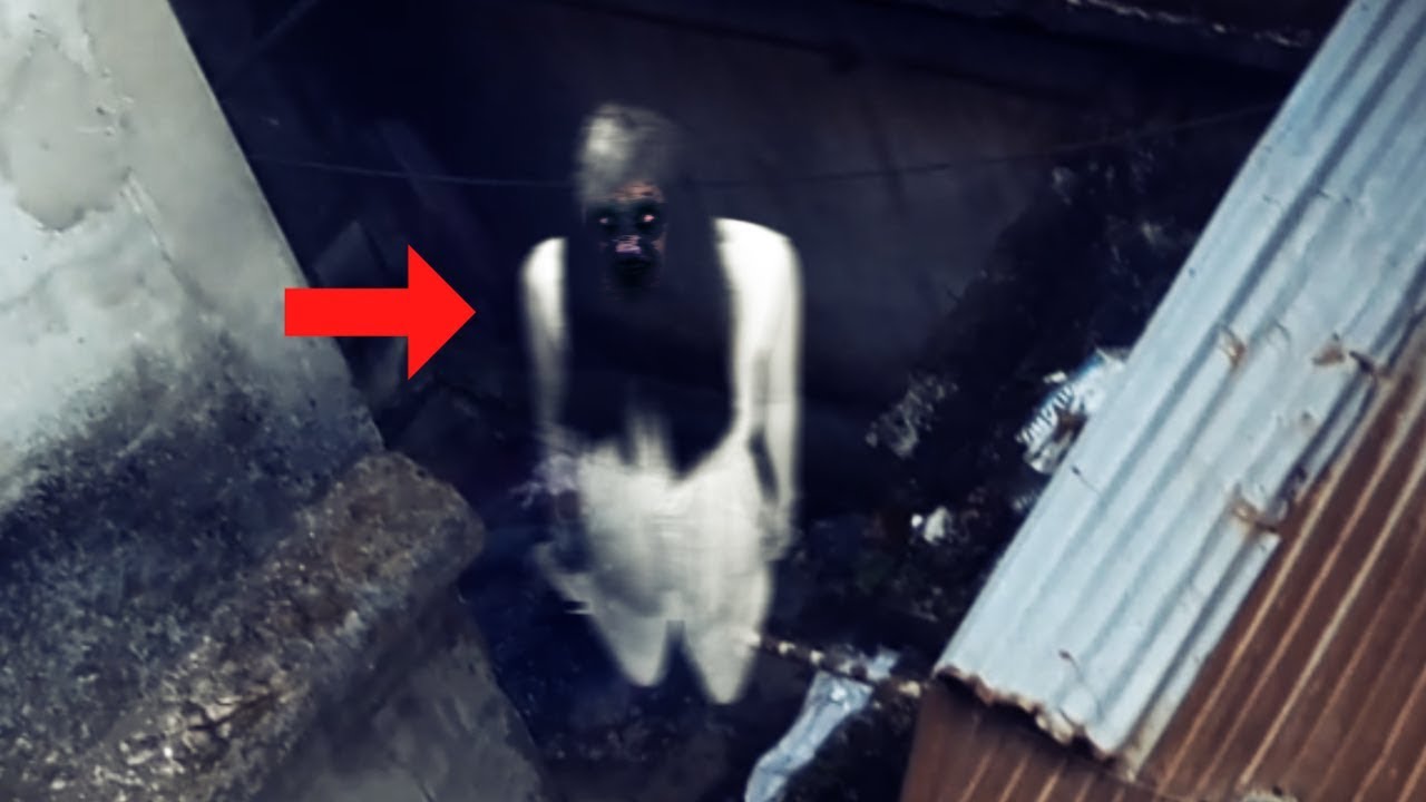Weird Ghost Shape Caught On Camera Is That Real Ghost? 