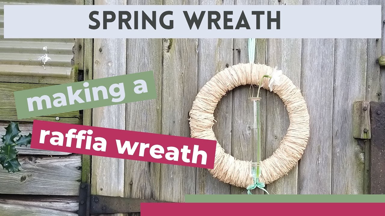 Making a raffia wreath - YouTube