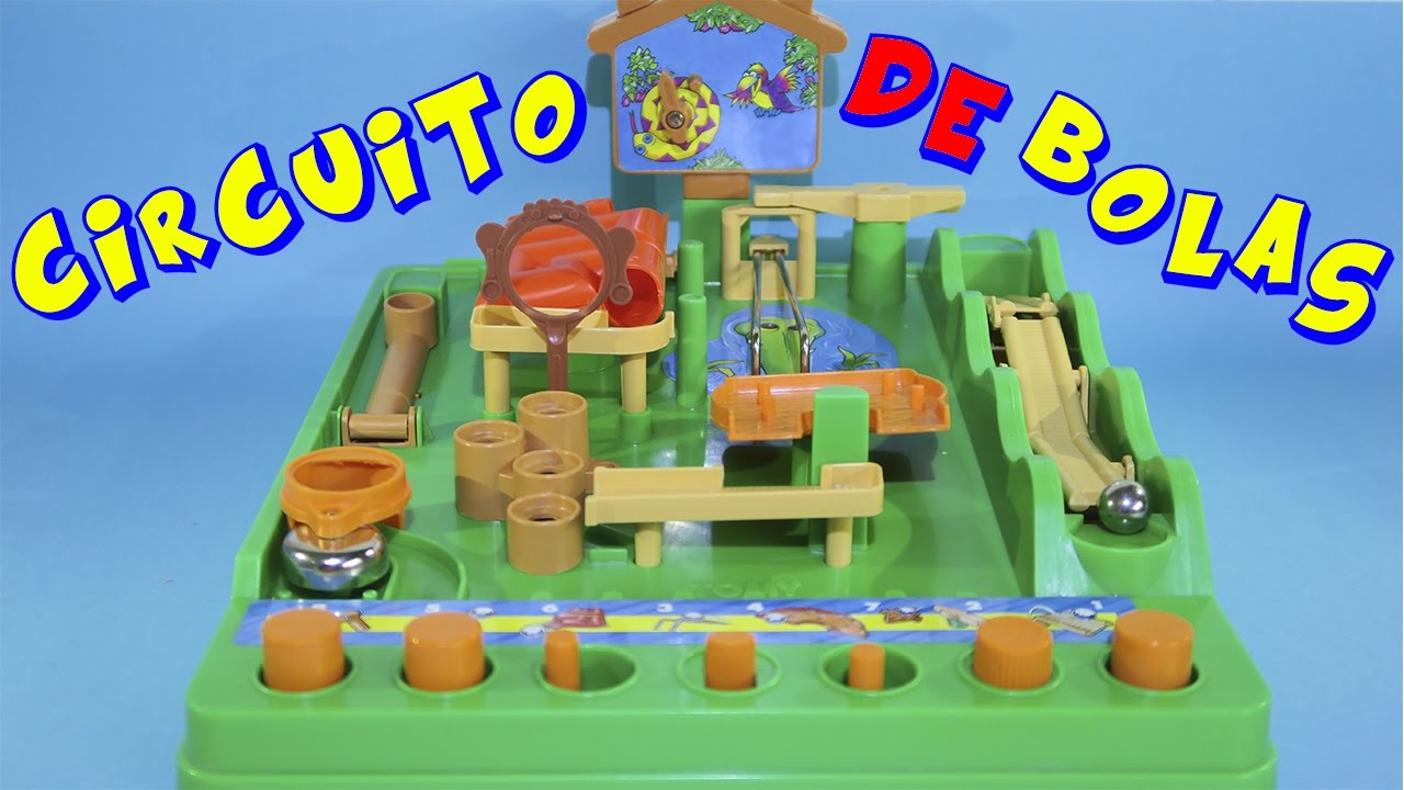 Circuito de bolas con muchos obstaculos