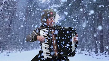 WINTER - Russian accordion music - Yuri from St. Petersburg - Acordeon Akkordeonmusik fisarmonica