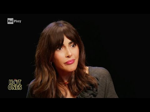Video Rocío Muñoz Morales: la partecipazione al Festival di Sanremo - Hot Ones Italia 23/01/2026