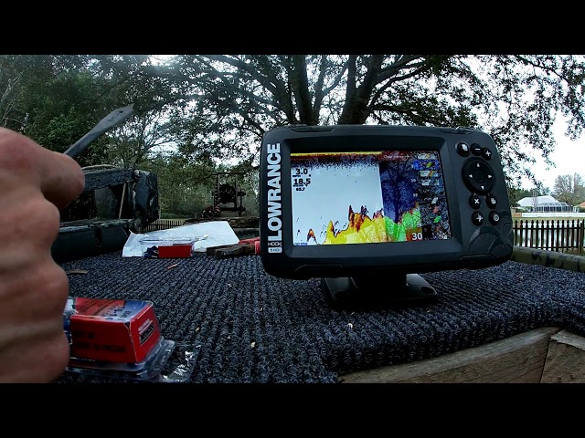 Review and install of the Lowrance Hook2 5 HDI splitshot fishfinder GPS  combo 