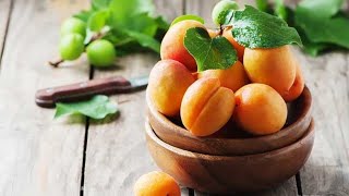 How to store apricots in the freezer