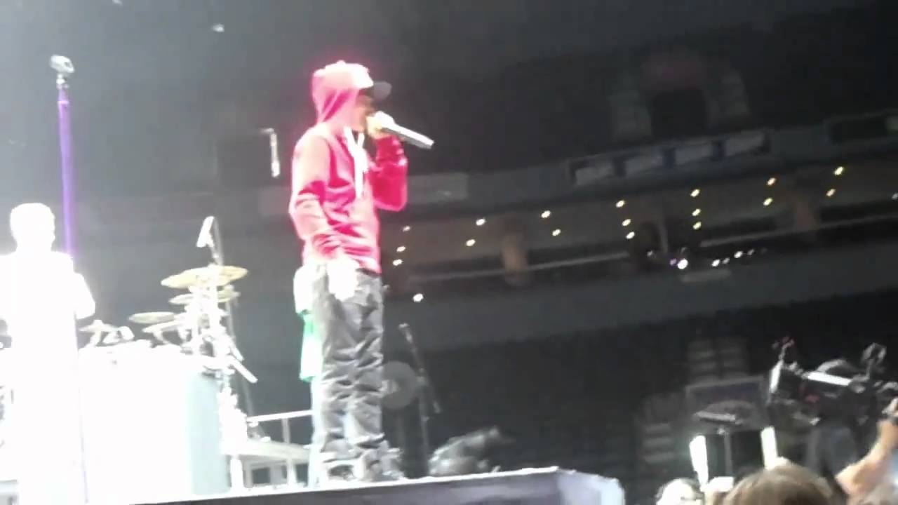 Justin Bieber Sound Check FUNNY  London Ontario August 22nd, 2010  JLC