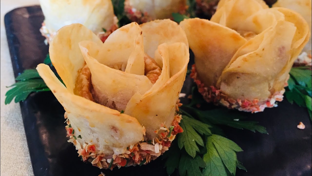 بسيطلات صغار بالدجاج و البيشاميل على شكل وردة ضمن سلسلة تحضيرات رمضان 2024