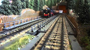 Maerklin DB 24 058 & Freight Cars