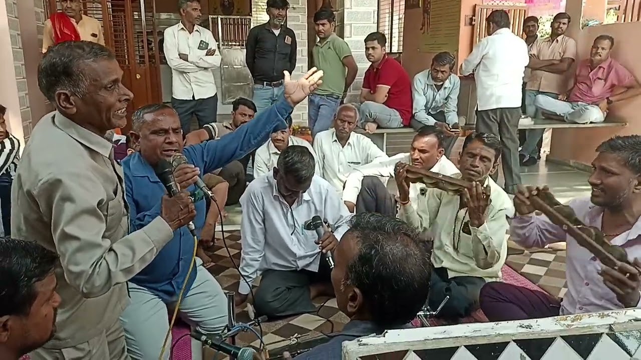 Kamlesh Diwakar nagarsen ke mandir Vastral faag gate hue