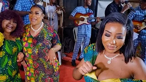 Actress Nkechi Blessing Dances With Her Sister At Their Mom's 1 Year Remembrance