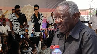 KOFI KINAATA & DONZY BROUGHT HAPPINESS TO EX-PREZ KUFOUR'S FACE AT MRS THERESA KUFOUR'S FUNERAL