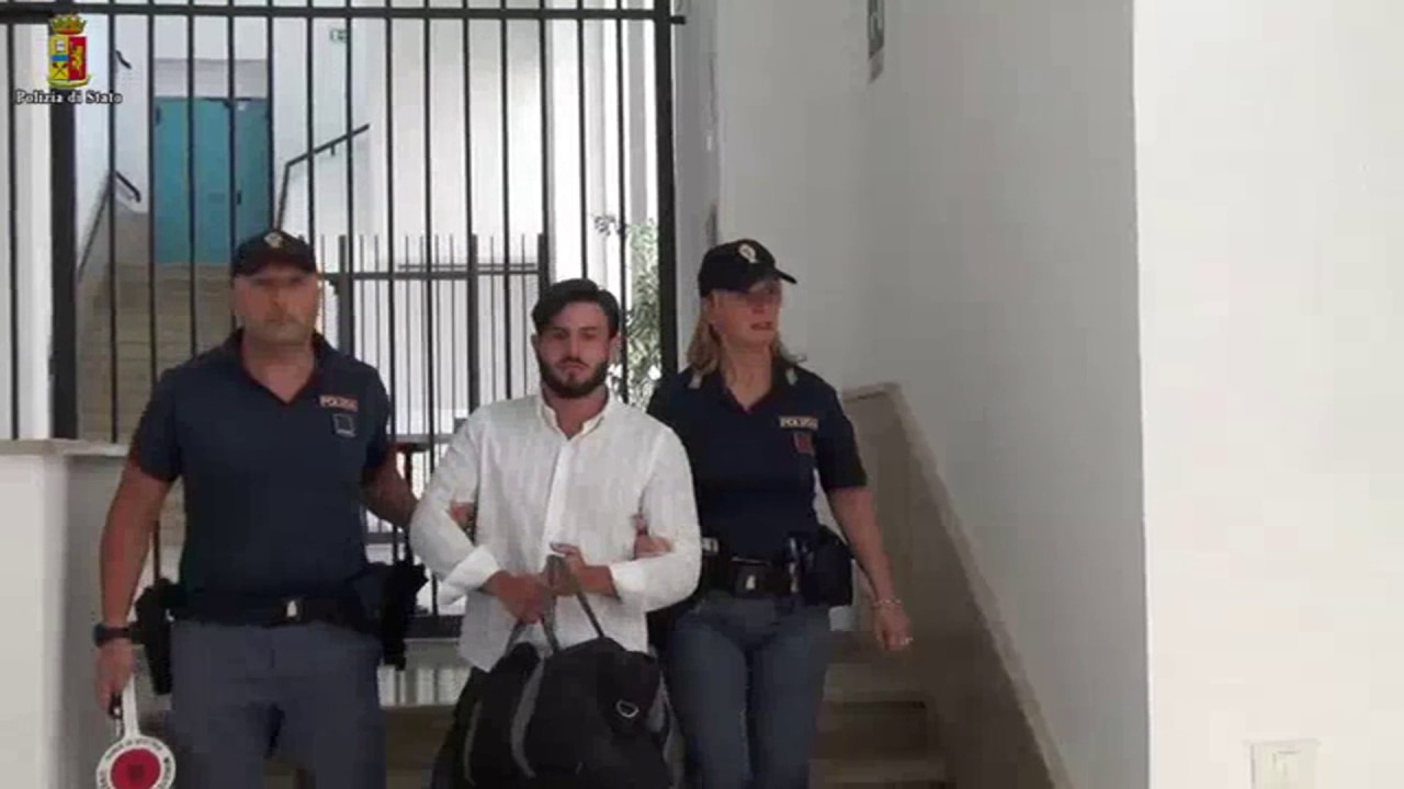 Giovane accoltellato a Pompei, la Polizia ha arrestato i responsabili - 2