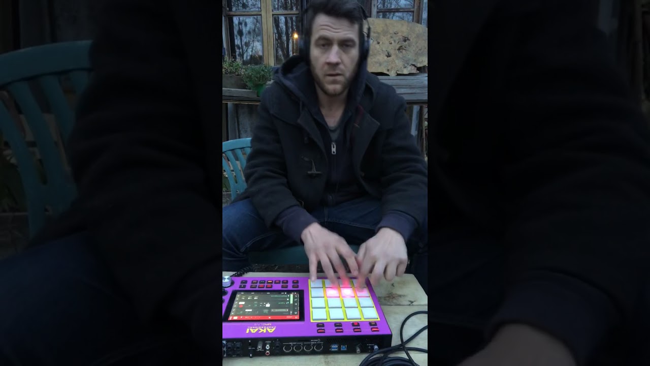 Finger Drumming by Beat Matazz.  