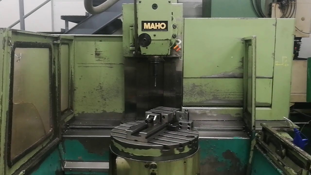 Maho MH 600 E2 (1989) Milling Machine - YouTube