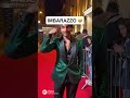 Saluto nel vuoto #sanremo2026 #ariston #gag #sora #ai