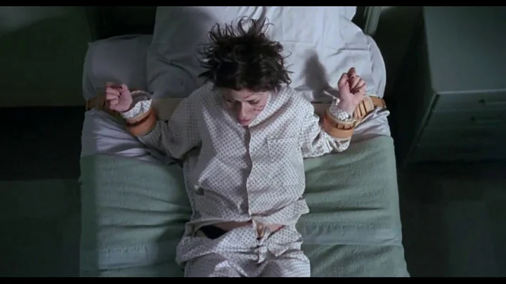 The Craft (1996) - Nancy Scene
