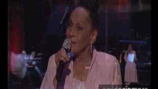 Omara Portuondo- "Dos Gardenias" y " Besame mucho" en Montreal, Canada chords