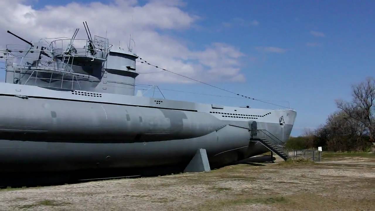 German Submarine / U-Boot Typ VII C/41 in Kiel/Laboe - YouTube