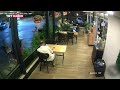 Kocaeli'de motosiklet lokantadaki müşteriye çarptı