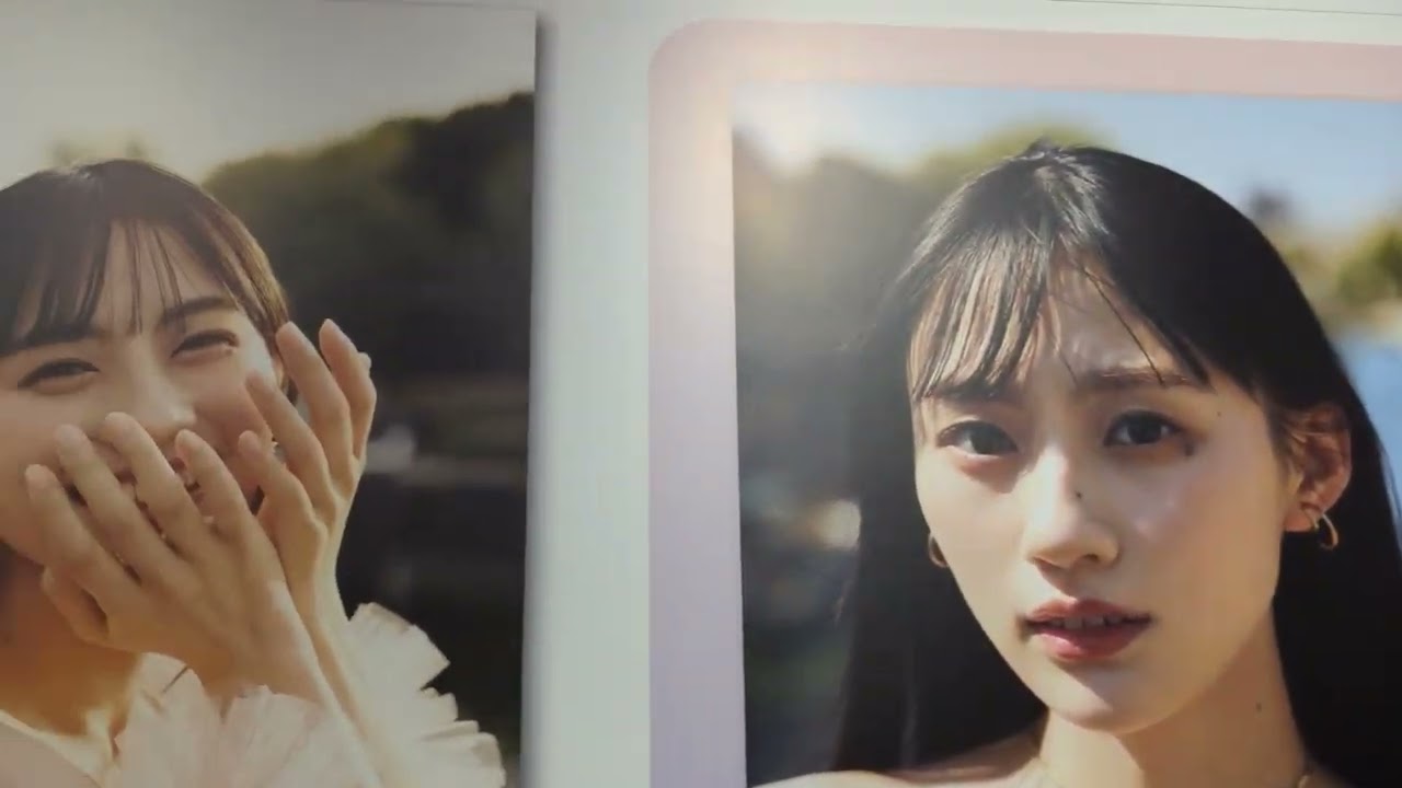 渋谷TSUTAYA、乃木坂46川崎桜1st写真集発売記念展示パネル（サイン入り
