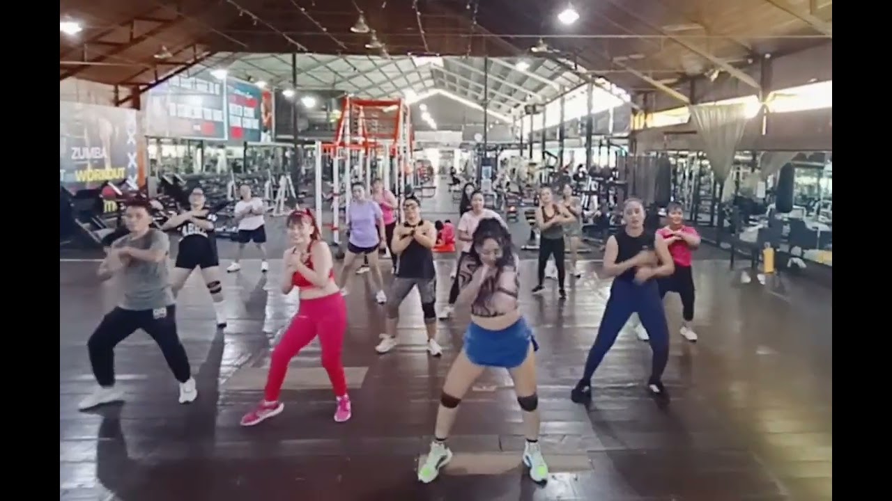 SESAT NAFAS / Natasyah Shine / Zumba / Zin Dewi M #zumbaindonesia #dance