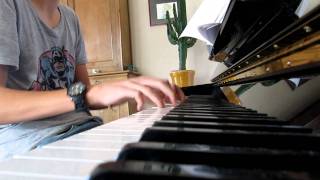 Video thumbnail of "Manhattan Kaboul - Renaud & Axelle red - Piano"