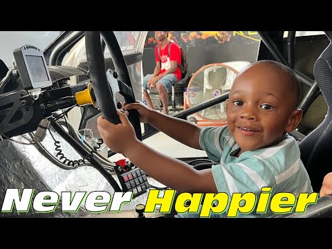 Amieke took over Dover raceway