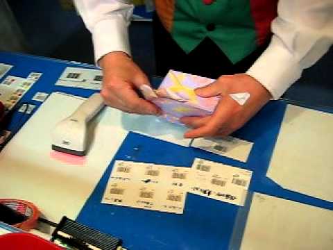 The 30-seconds Gift Packing Move - YouTube