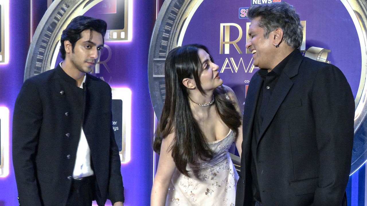 Saiyaara Cast Ahaan Panday & Aneet Padda, Director Mohit Suri arrive at Showsha Reel Awards 2026