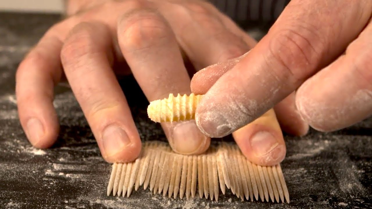 Ravioli Selber machen - Ravioli mit Ricotta Spinat Füllung (Rezept)