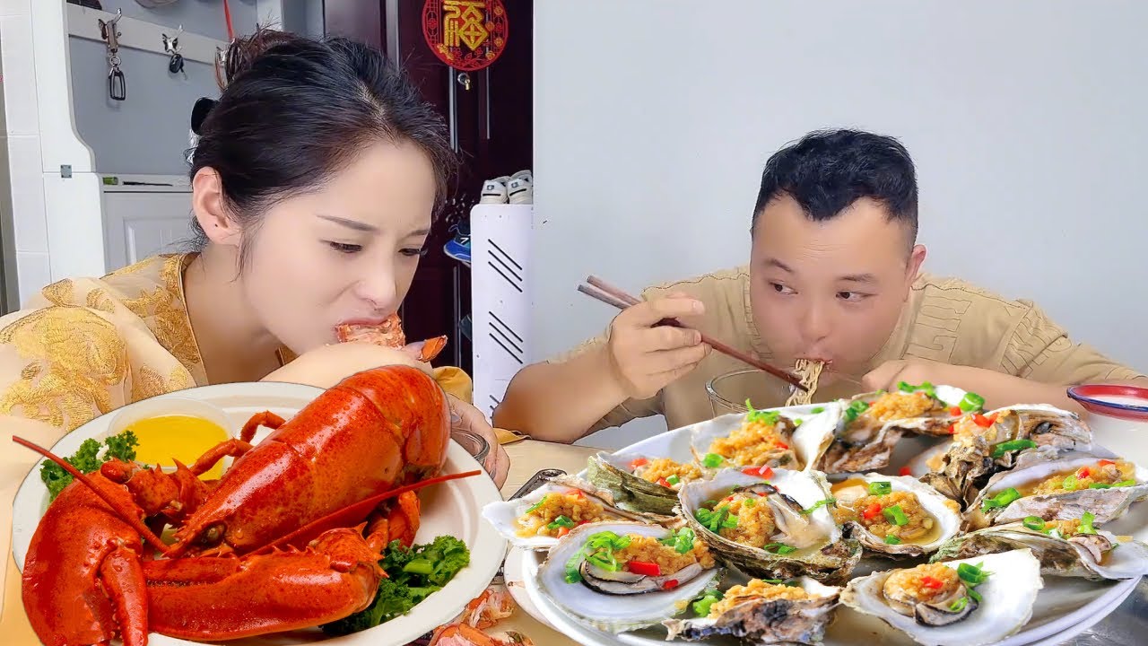 自私老公做了龙虾不给我吃，看我怎么收拾他【九零后夫妻】