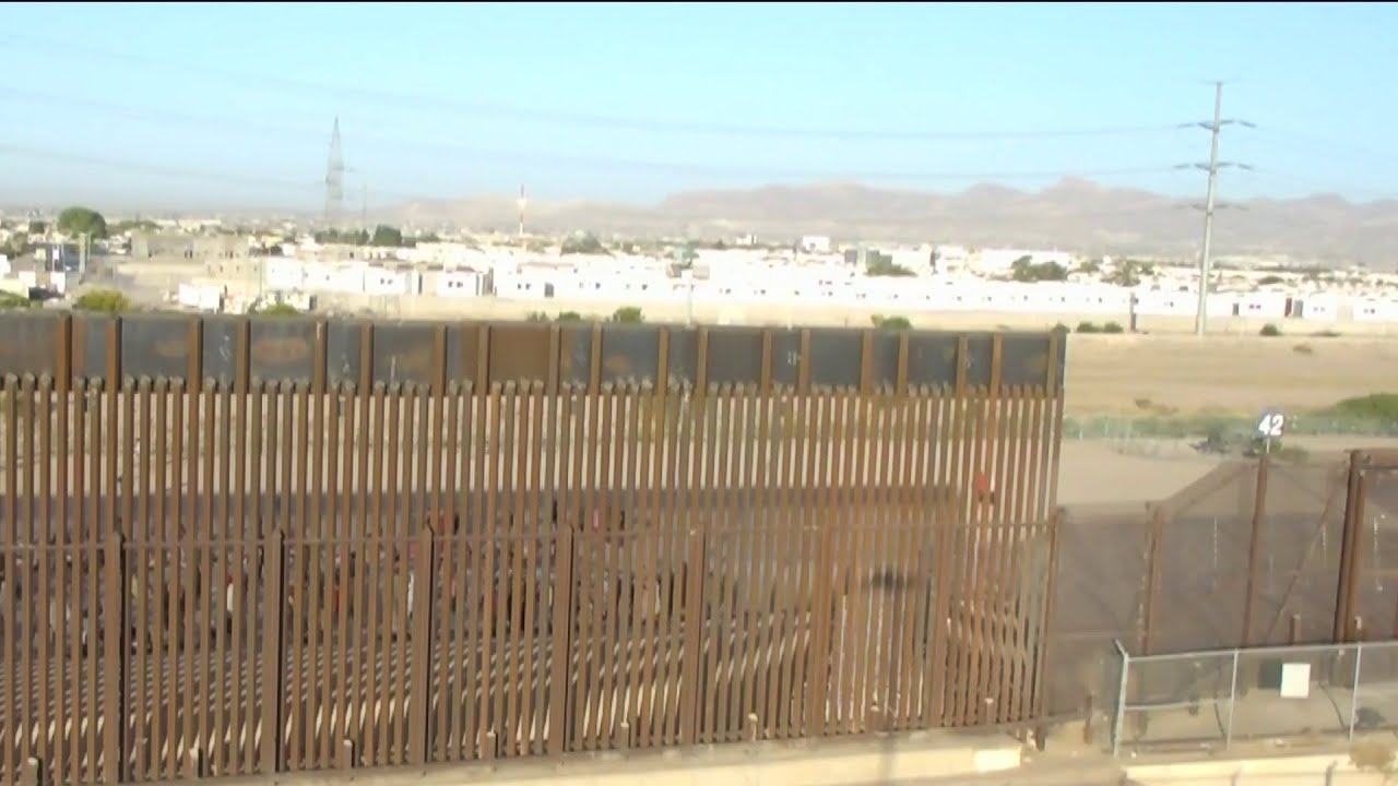 Border cities brace for end of Title 42 ending at midnight - YouTube
