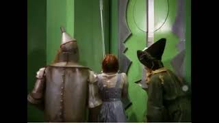 WHO RANG THAT BELL?! WHO RANG THAT BELL?!