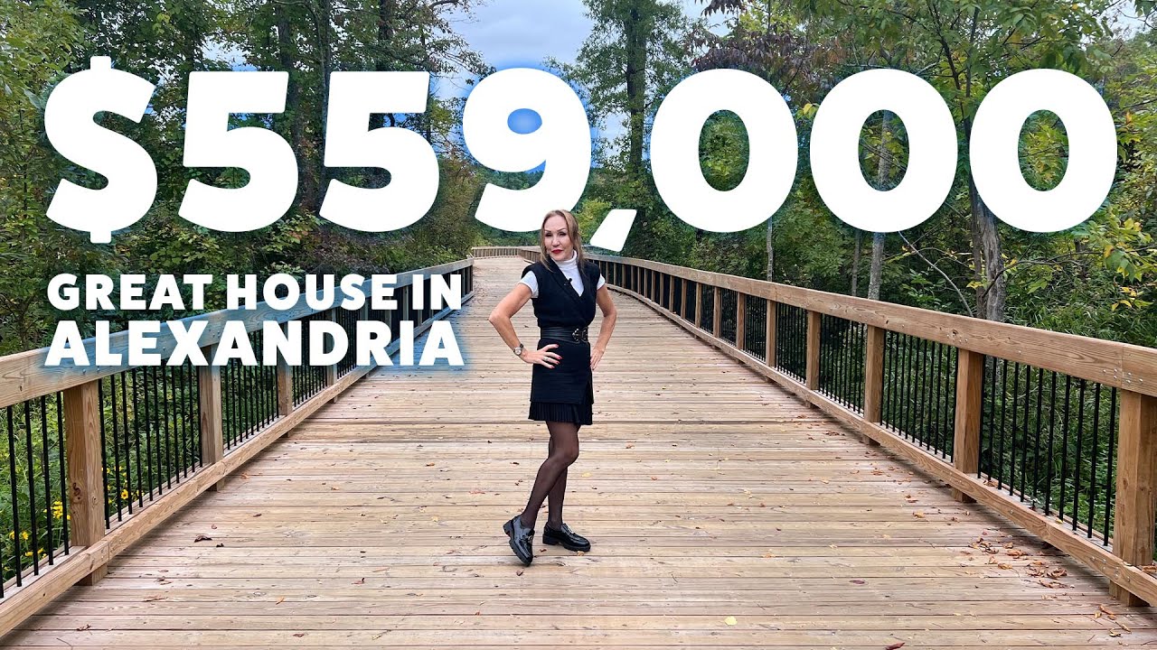 New Listing in Bucknell Manor, Alexandria 22307Minutes from Historic