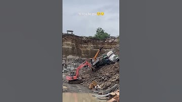 #excavator #automobile #construction #duet #hitachi #youtubeshorts
