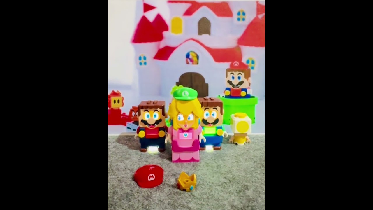 Lego Mario and Lego Peach Want  to returned  their suit 
