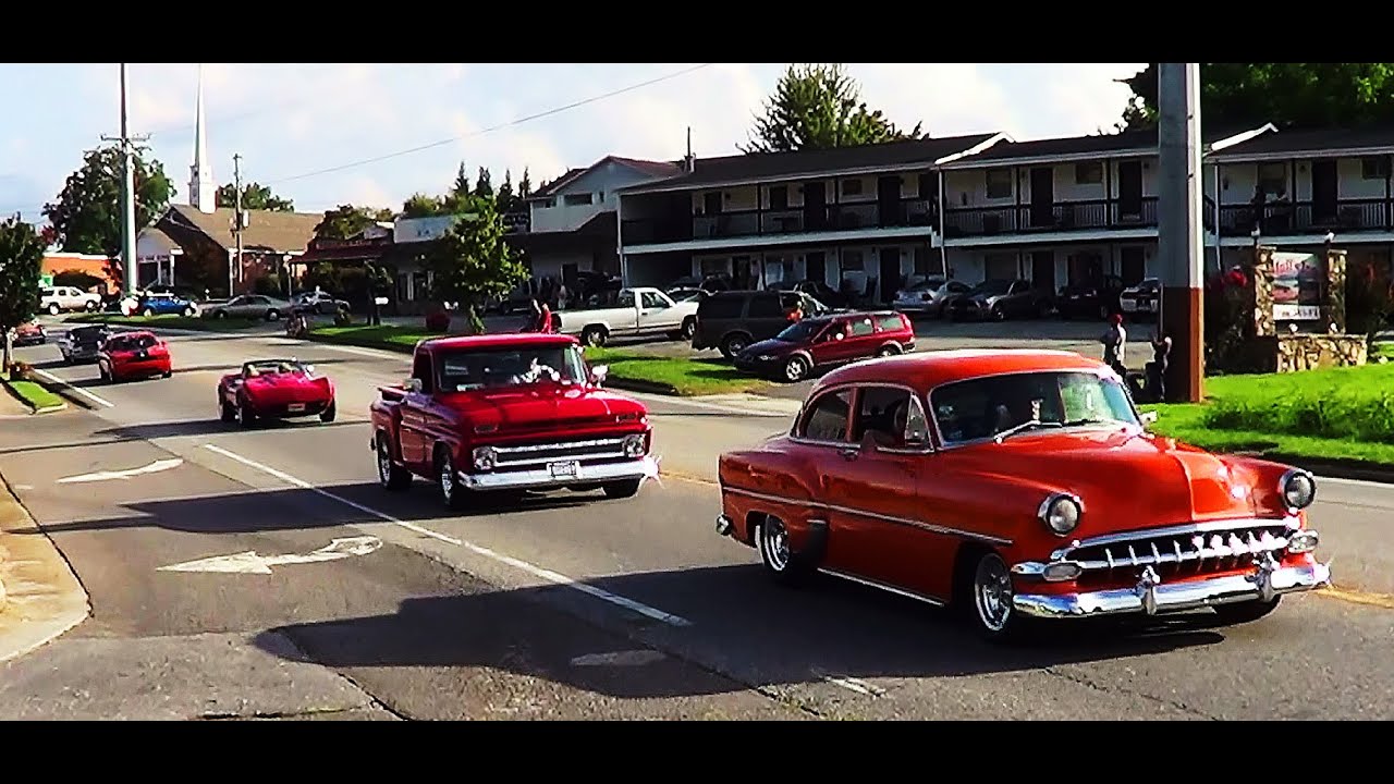 Mountain Moonshine CruizIn 2013 Parade YouTube