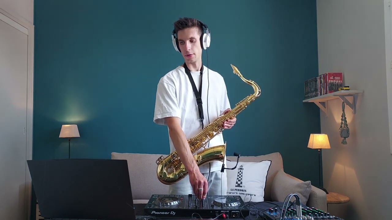 Réserver un saxophoniste ? Evenses propose des saxophonistes