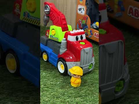 Конструктор Евакуатор на шурупах та радіокеруванні 093 Limo Toy, видео 1