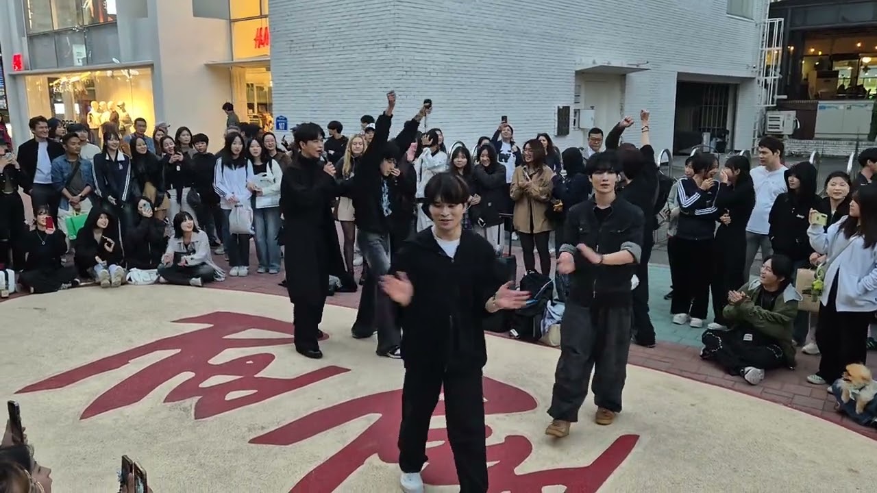 20241020 174149 원오브 홍대 버스킹 ONEof Hongdae Busking