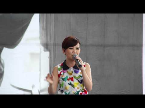 2012-08-04 - 梁靜茹愛久見人心台北預購簽唱會 愛久見人心part2