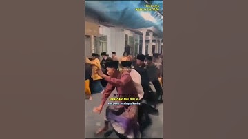 Thumbnail of Cat Loving Dangdut Meme
