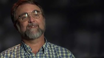 Comet Siding Spring - A Close Encounter with Mars - HD